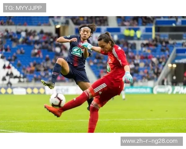 广州知名足球球星因缘际会低调出售豪宅引发球迷热议关注